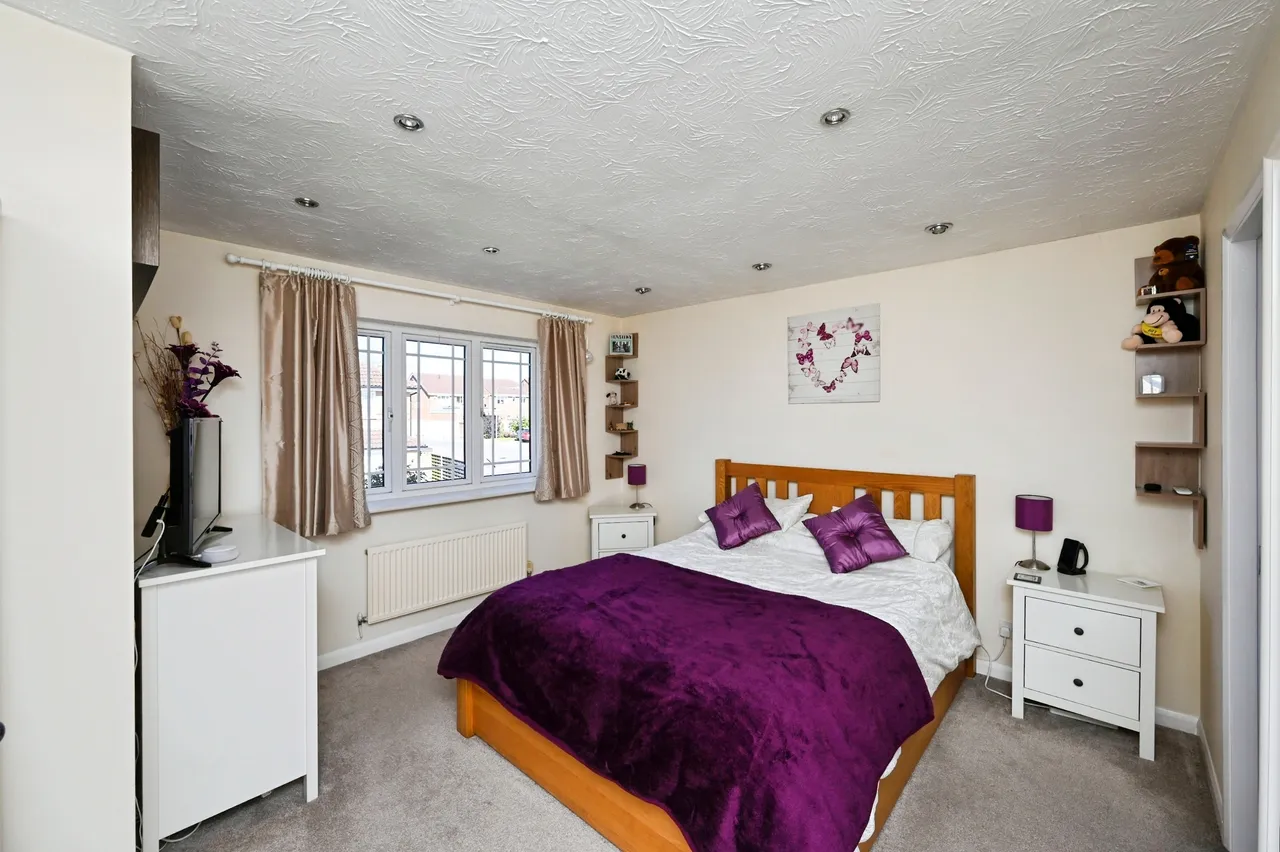 Pearl Close, Rainworth, NG21, photo 10
