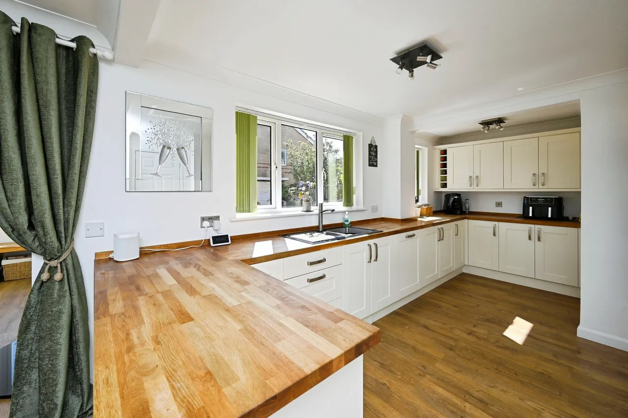 Pearl Close, Rainworth, NG21, photo 2