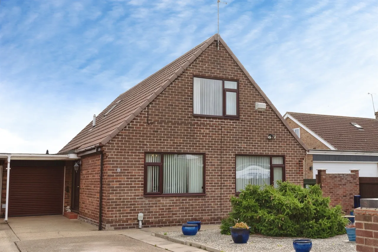 3 bed house for sale, Eastfield Road, Keyingham, HU12