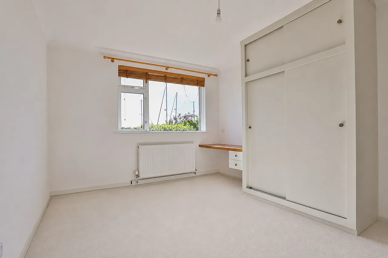 Mudeford, BH23, photo 11
