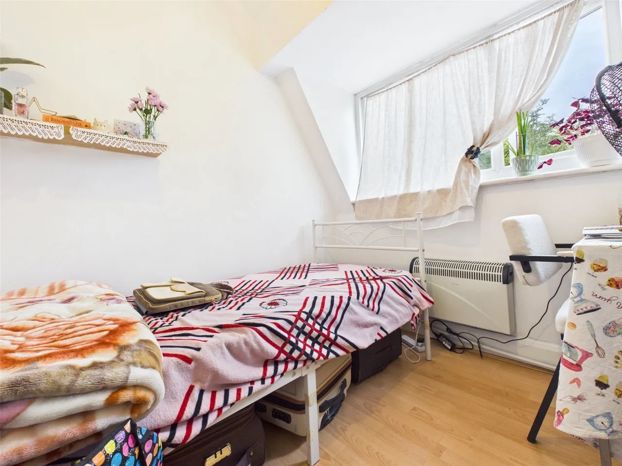 Somerset Road, Southall, UB1, photo 5
