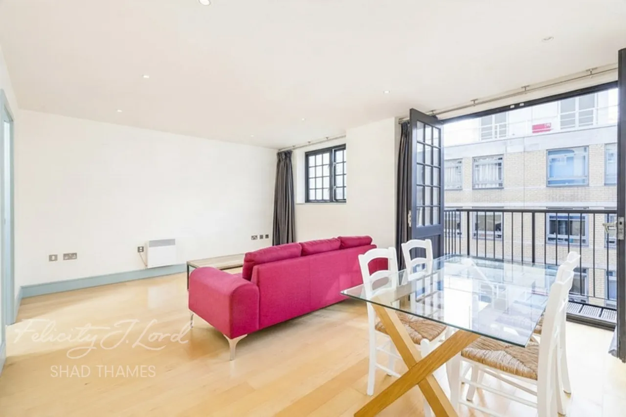 Cayenne Court, photo 4