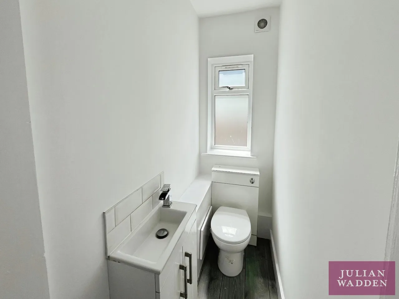 Burnage Lane, Heaton Mersey/ East Didsbury, M19, photo 13