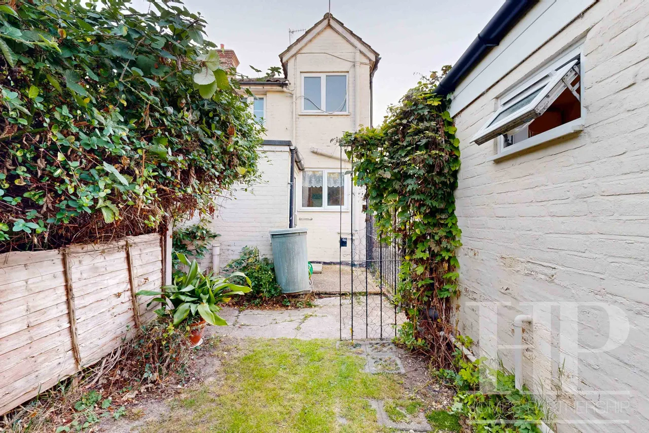 Ifield Road, Crawley, RH11, photo 19