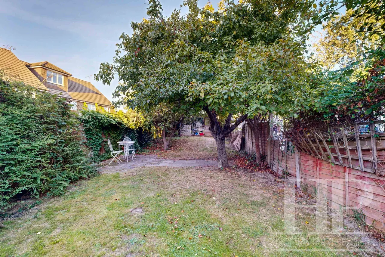 Ifield Road, Crawley, RH11, photo 2