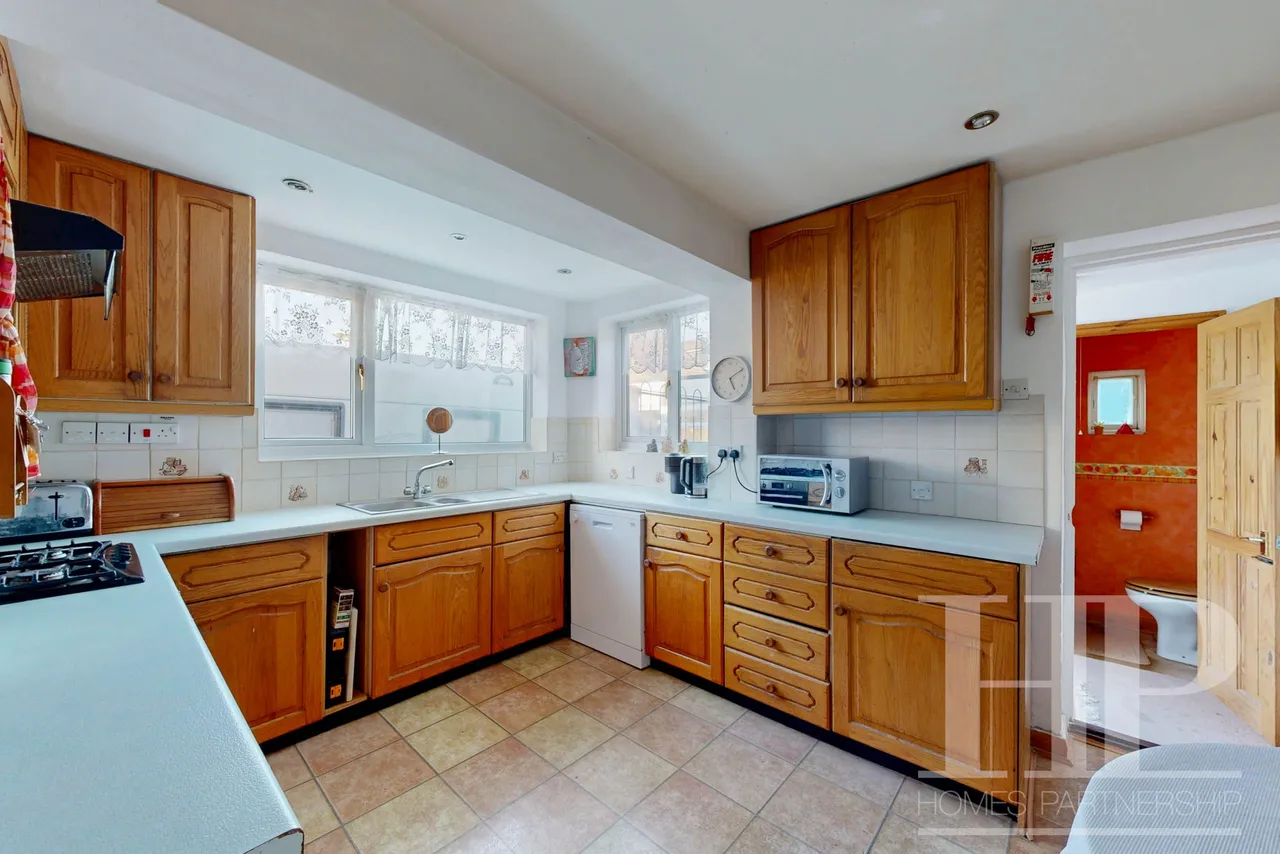 Ifield Road, Crawley, RH11, photo 6