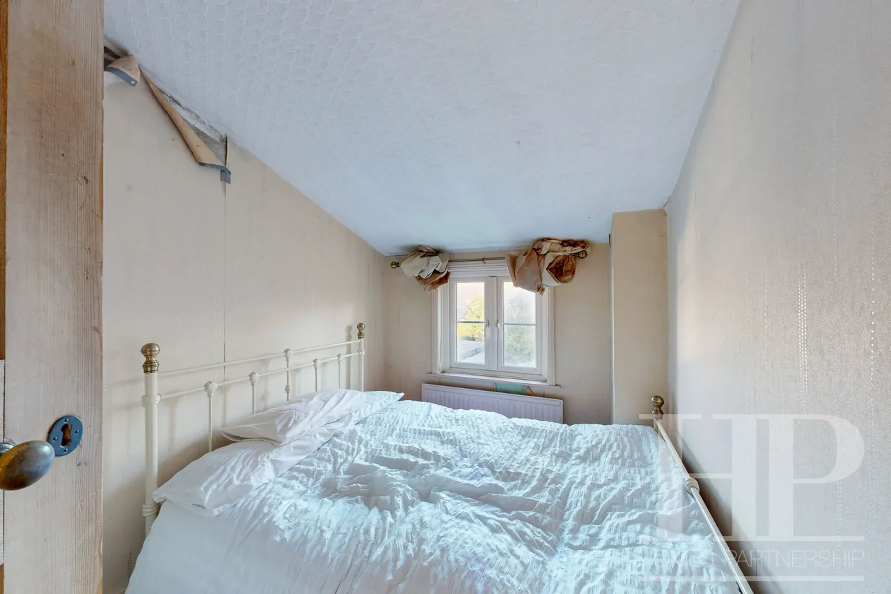 Ifield Road, Crawley, RH11, photo 12