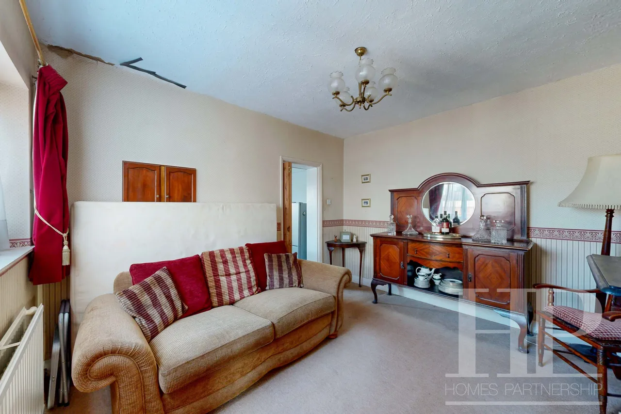 Ifield Road, Crawley, RH11, photo 5