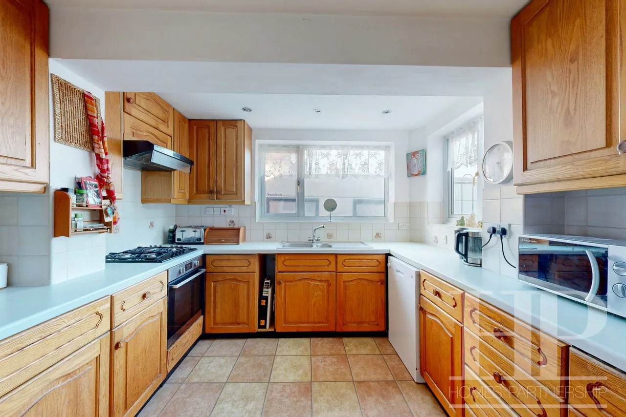 Ifield Road, Crawley, RH11, photo 7