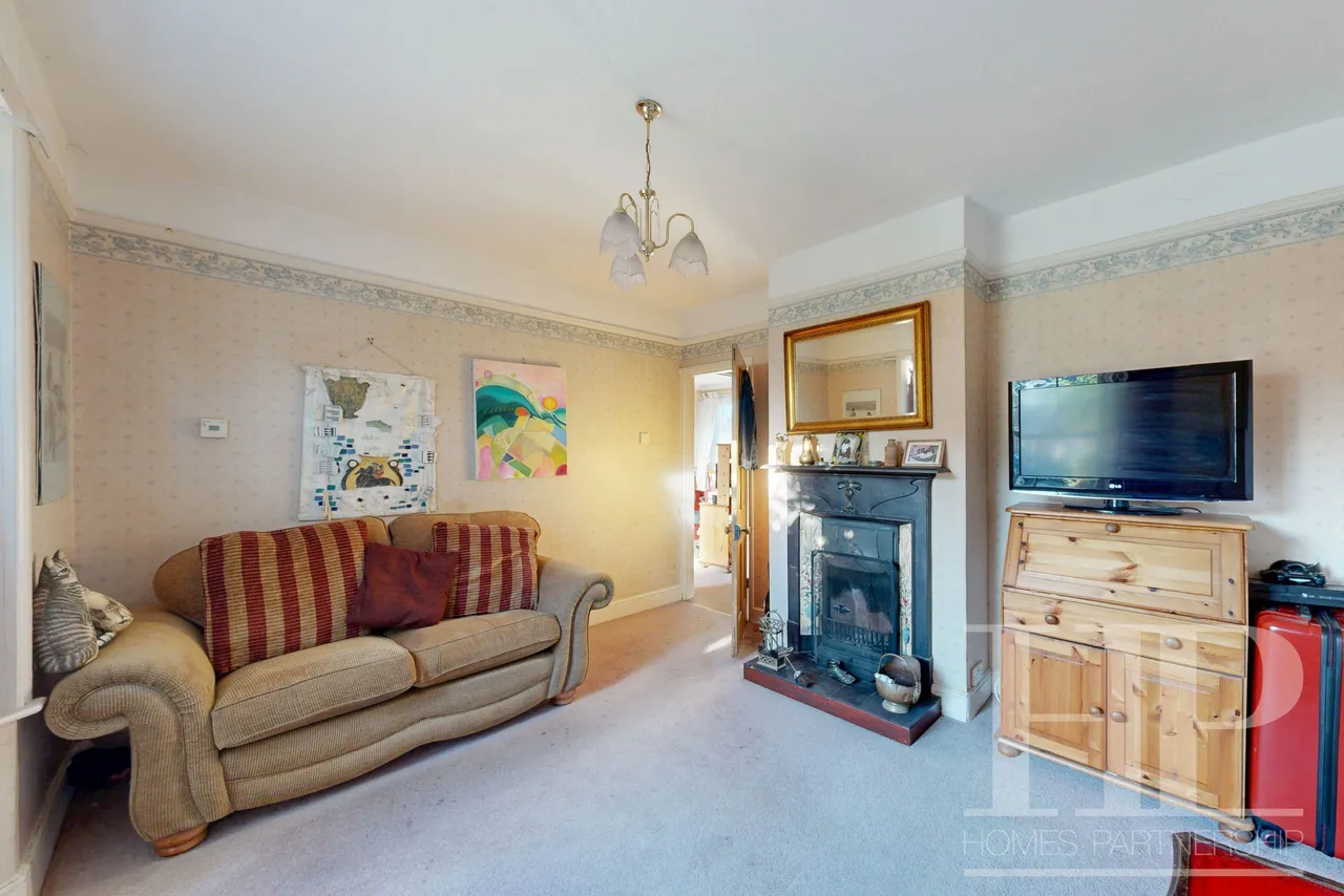 Ifield Road, Crawley, RH11, photo 4