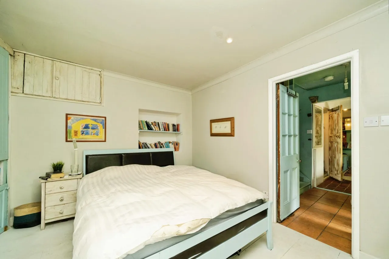 Bow Lane, Newton Abbot, TQ13, photo 9