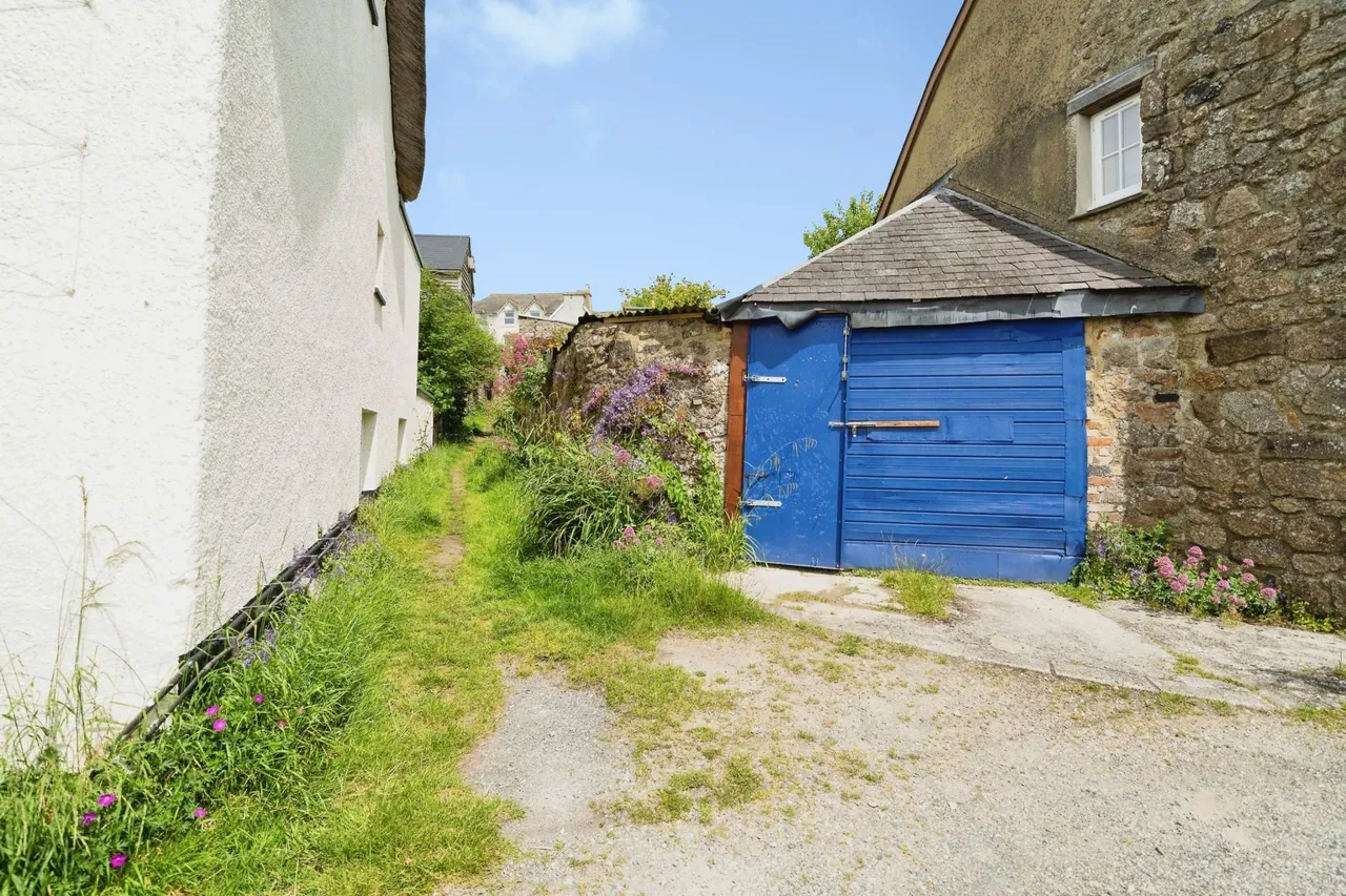 Bow Lane, Newton Abbot, TQ13, photo 20
