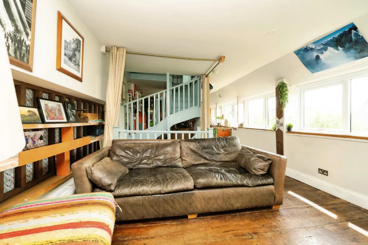 Bow Lane, Newton Abbot, TQ13, photo 16