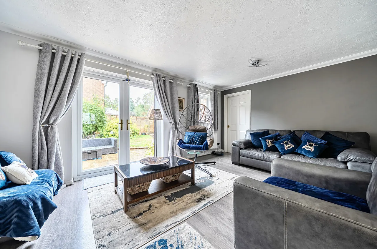 Weaver Moss, Sandhurst, Berkshire, GU47 9BQ, photo 2