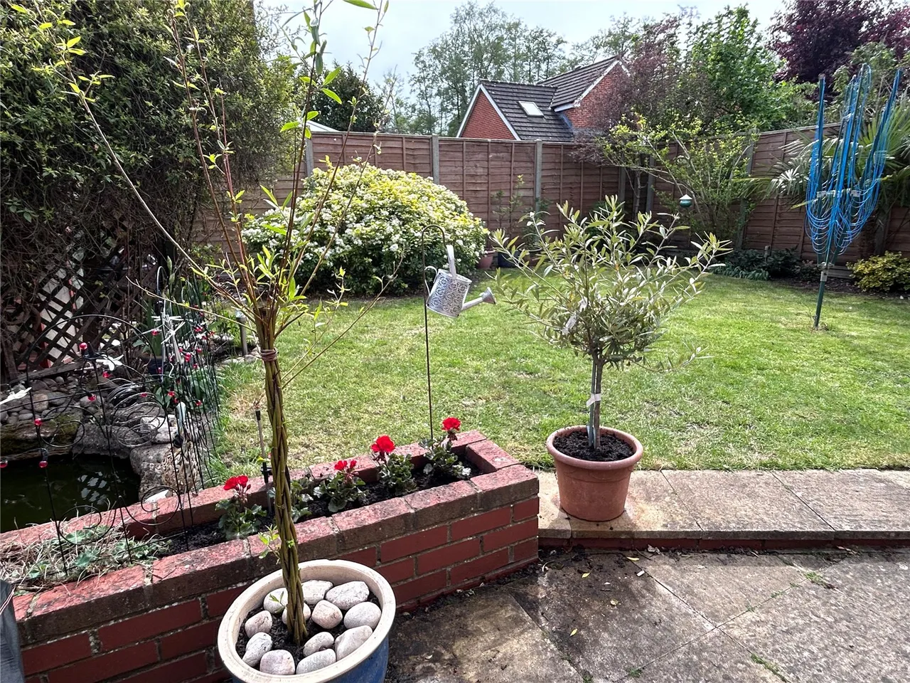 Weaver Moss, Sandhurst, Berkshire, GU47 9BQ, photo 12