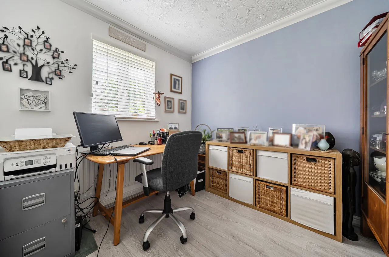 Weaver Moss, Sandhurst, Berkshire, GU47 9BQ, photo 21