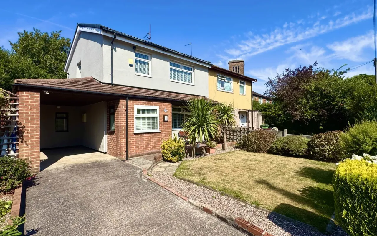 3 bed property for sale — Eskdale Avenue, St Helens