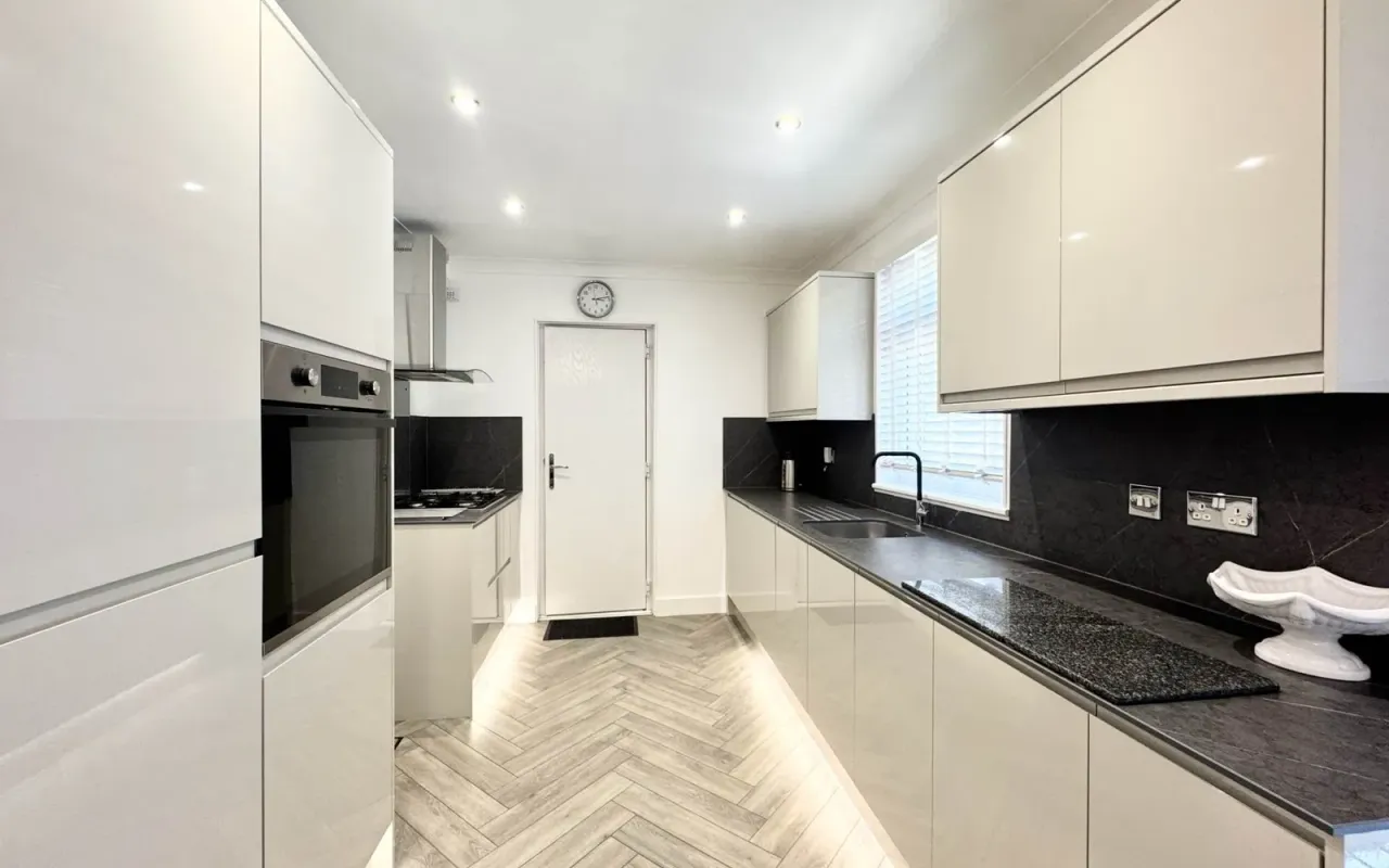 Eskdale Avenue, St Helens, photo 3
