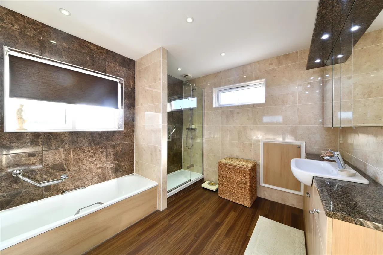 Whitney Drive, Stevenage, Herts, SG1 4BJ, photo 10