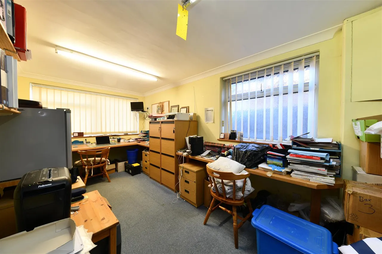 Whitney Drive, Stevenage, Herts, SG1 4BJ, photo 21