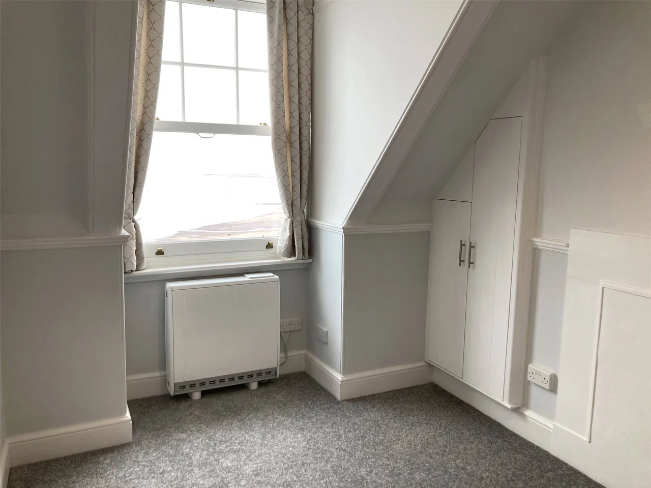 Metropole Court, Minehead, TA24, photo 3