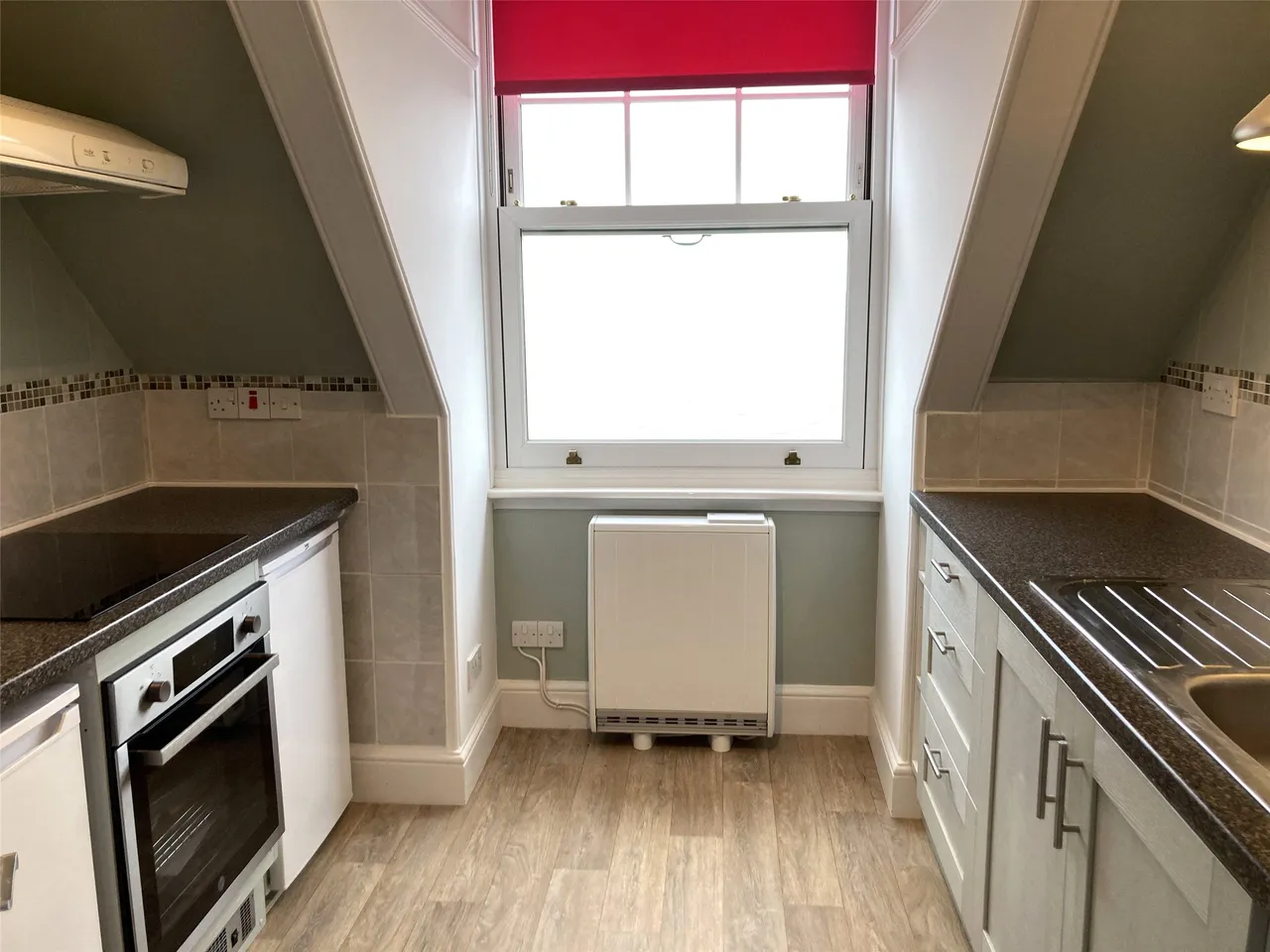 Metropole Court, Minehead, TA24, photo 4