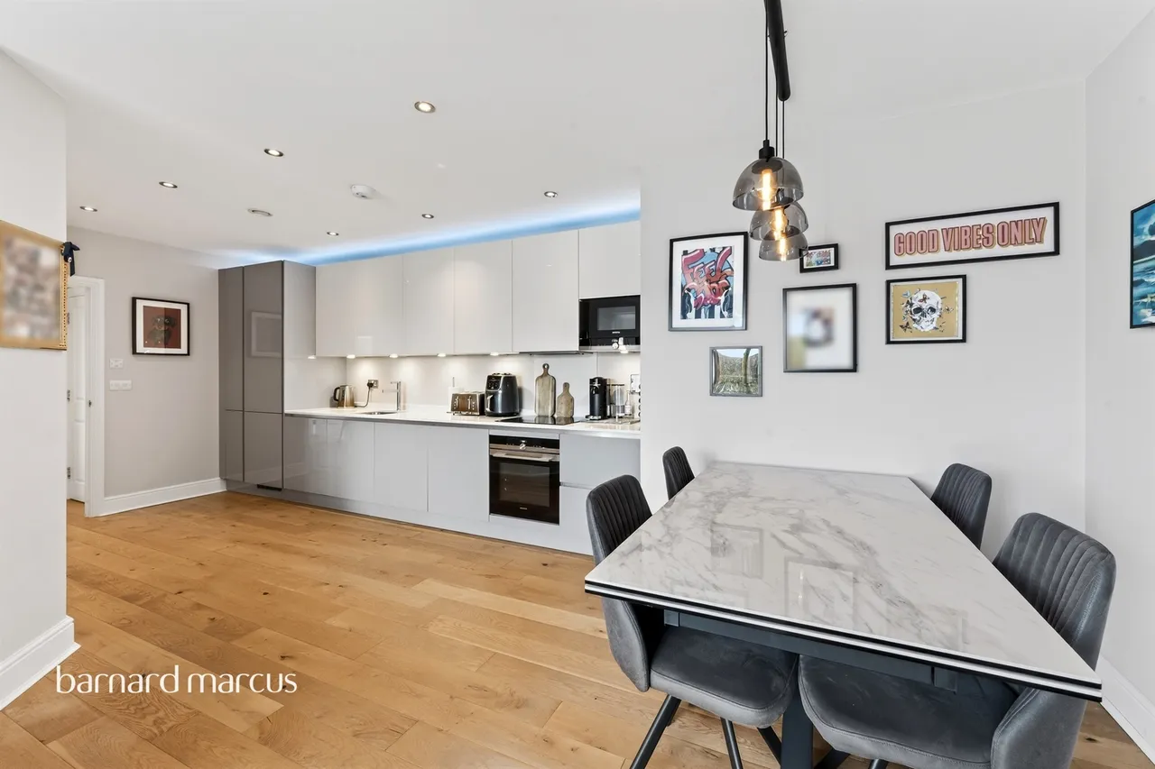 East Street, Epsom, KT17, photo 4