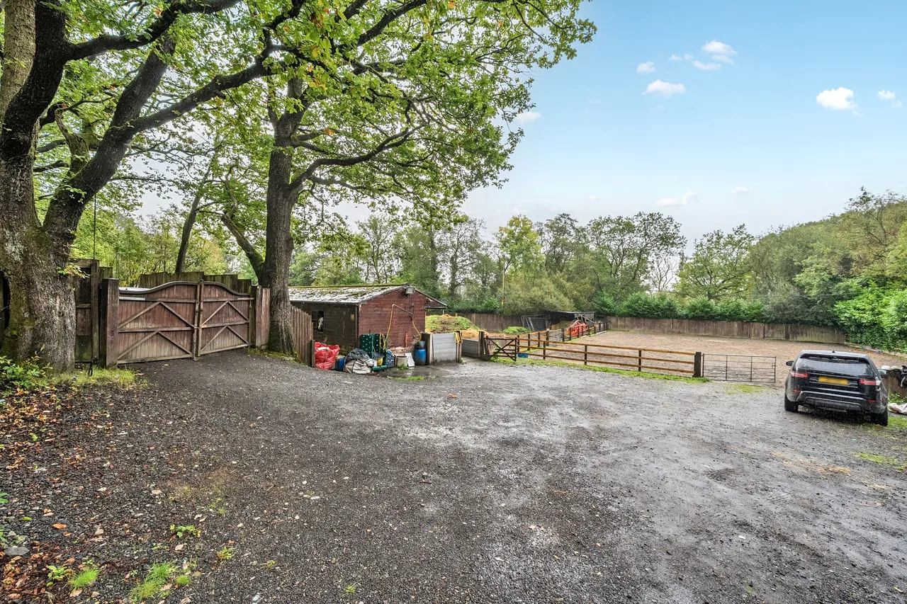 Croesbychan Road, Llwydcoed, CF44, photo 6