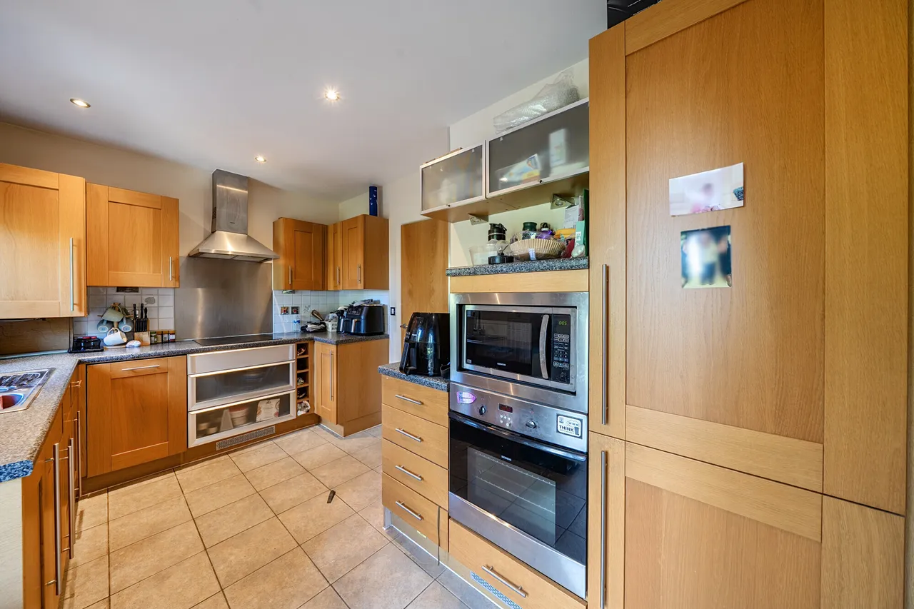 Linden Avenue, Watford, WD18, photo 2
