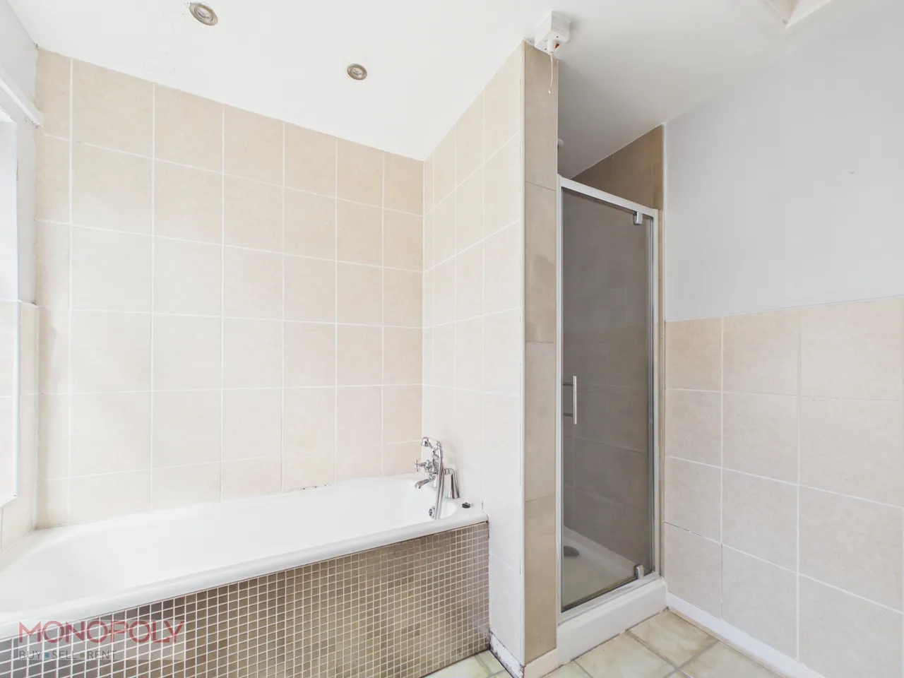 Ffordd Estyn, Wrexham, LL11, photo 11