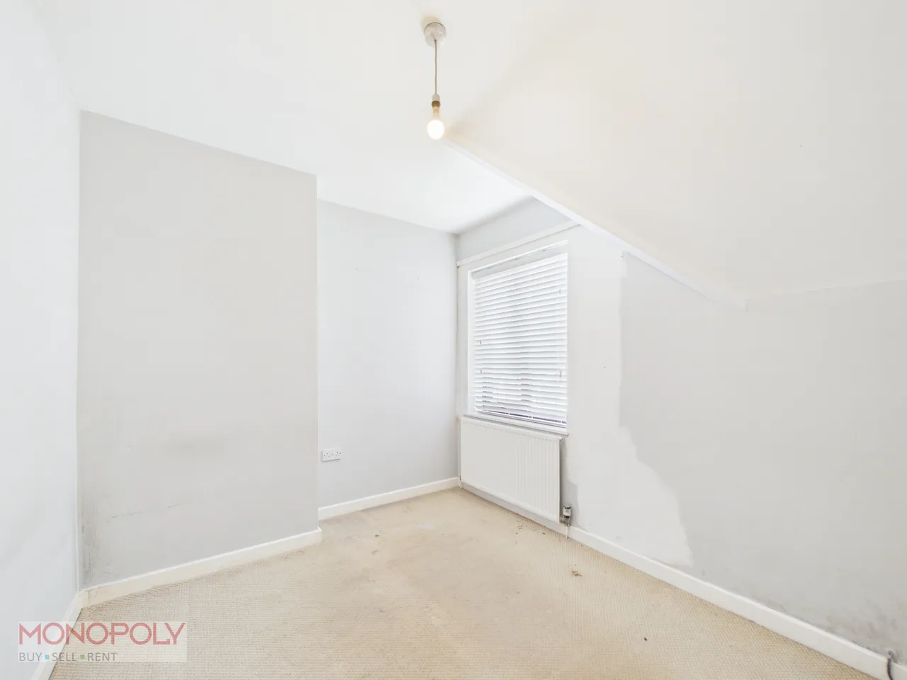 Ffordd Estyn, Wrexham, LL11, photo 9