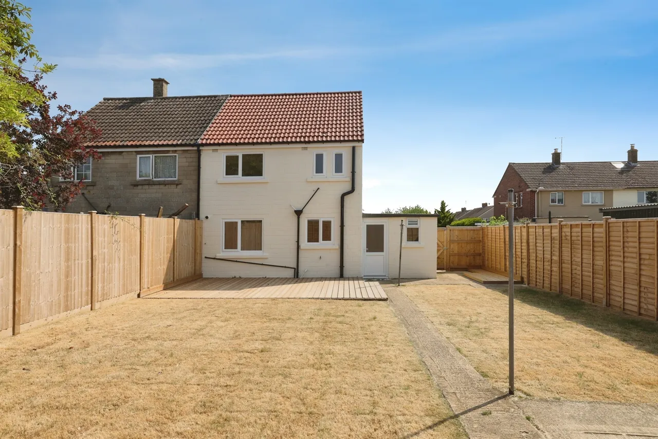 Bishop Road, Calne, SN11, photo 15
