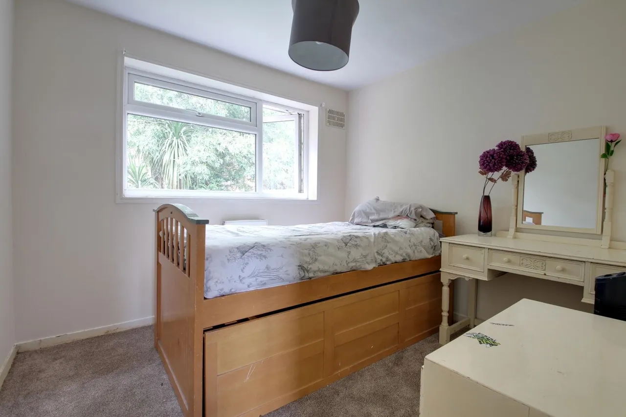 King George Road, Horsforth, LS18, photo 9