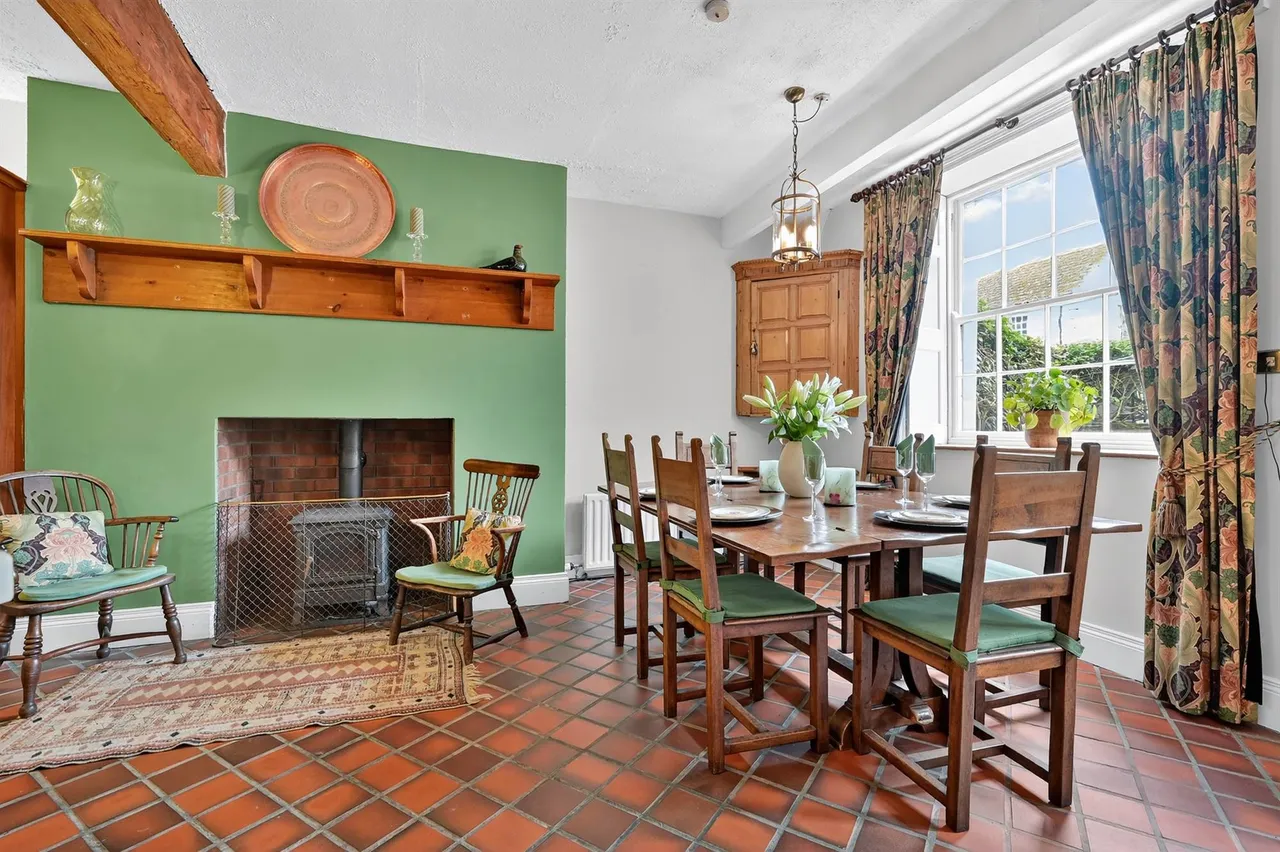 Main Street, Royal Hillsborough, BT26, photo 17