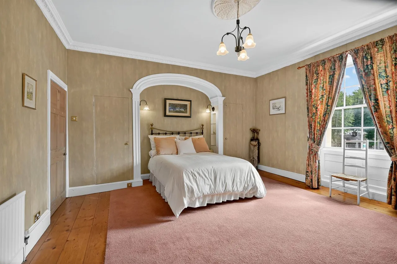 Main Street, Royal Hillsborough, BT26, photo 19