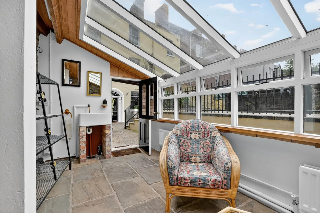 Main Street, Royal Hillsborough, BT26, photo 30