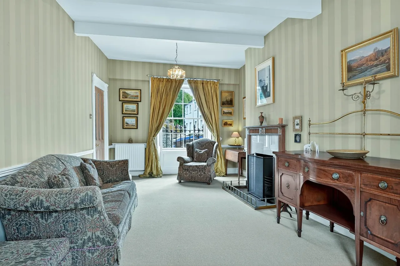 Main Street, Royal Hillsborough, BT26, photo 9