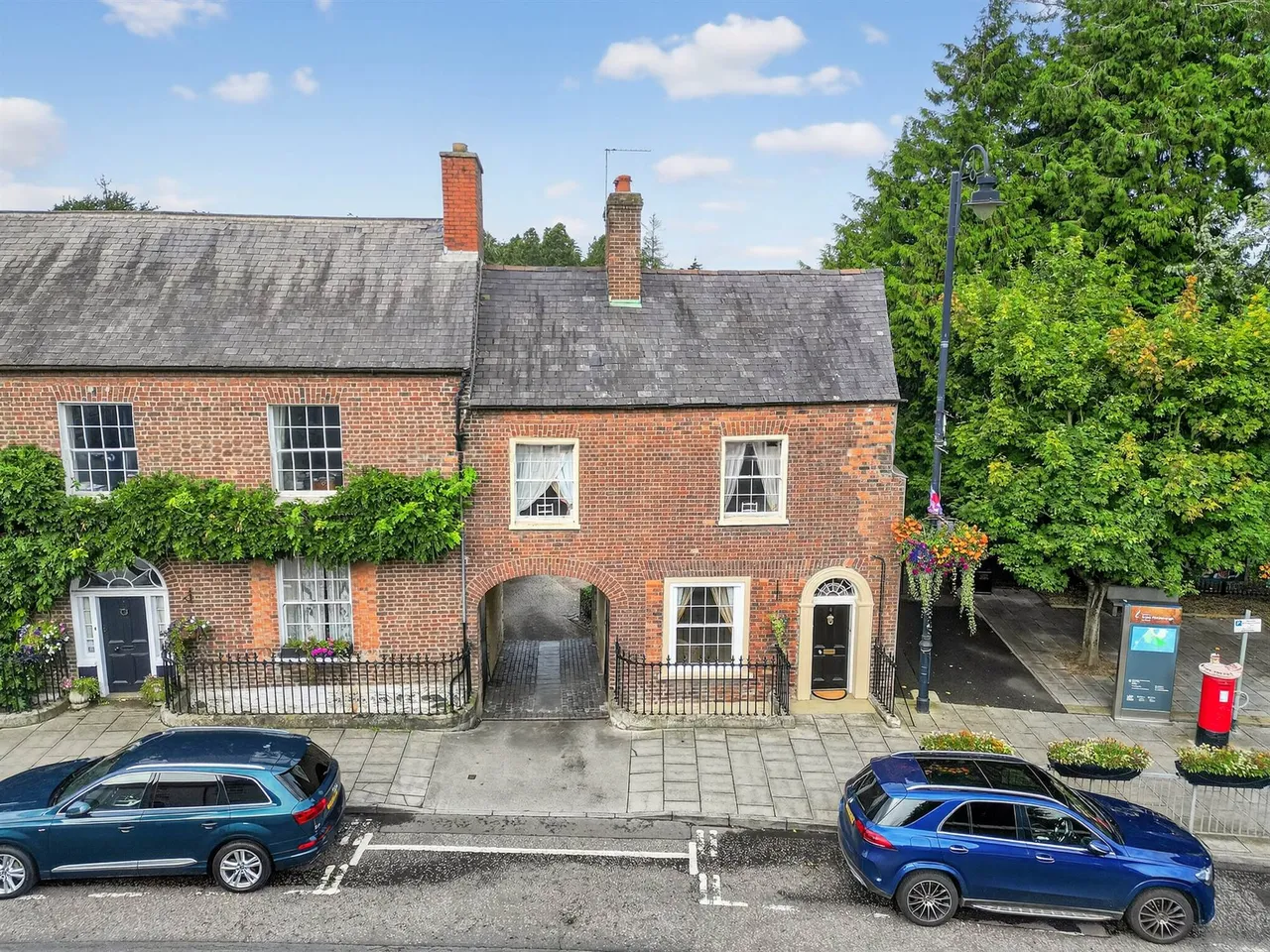 Main Street, Royal Hillsborough, BT26, photo 2