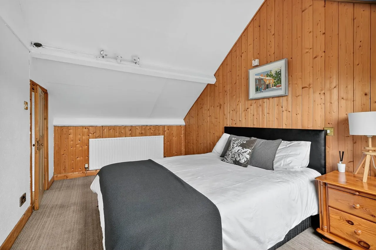 Main Street, Royal Hillsborough, BT26, photo 27