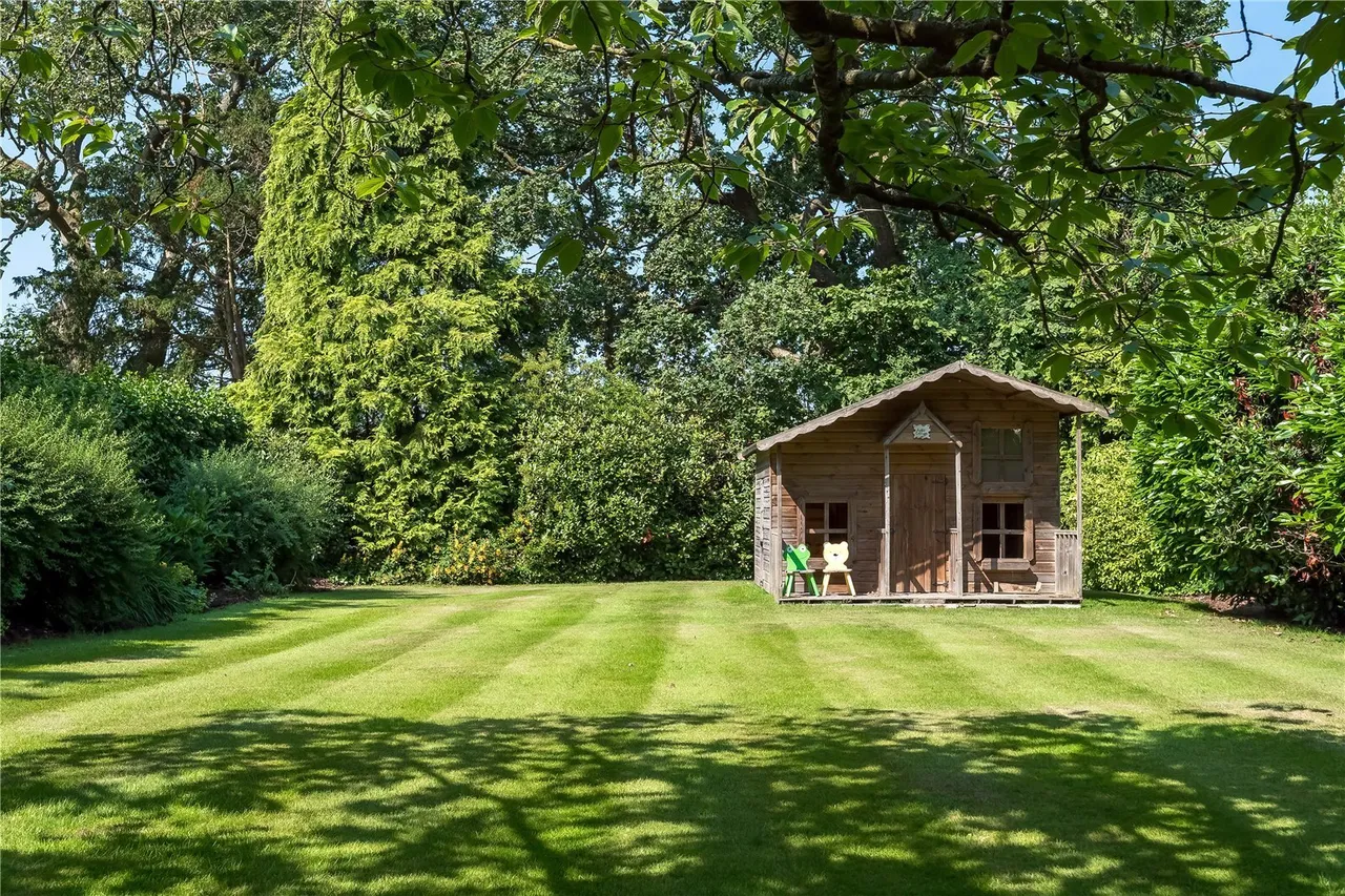 Leek Old Road, Sutton, SK11, photo 22