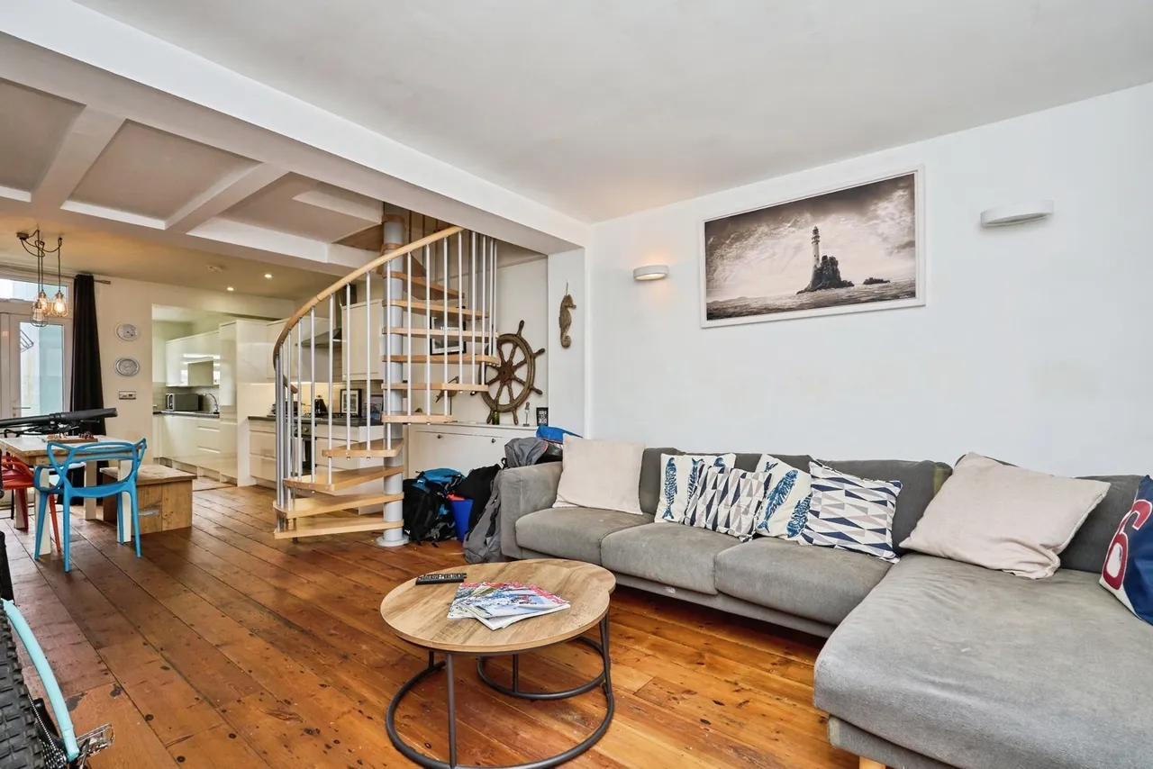Sun Hill, Cowes, PO31, photo 4