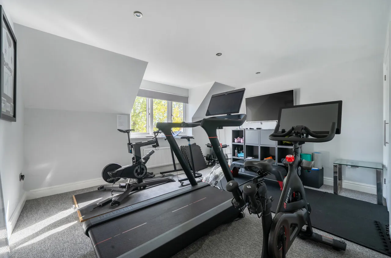 Easthampstead Road, Wokingham, Berkshire, RG40 2EE, photo 19