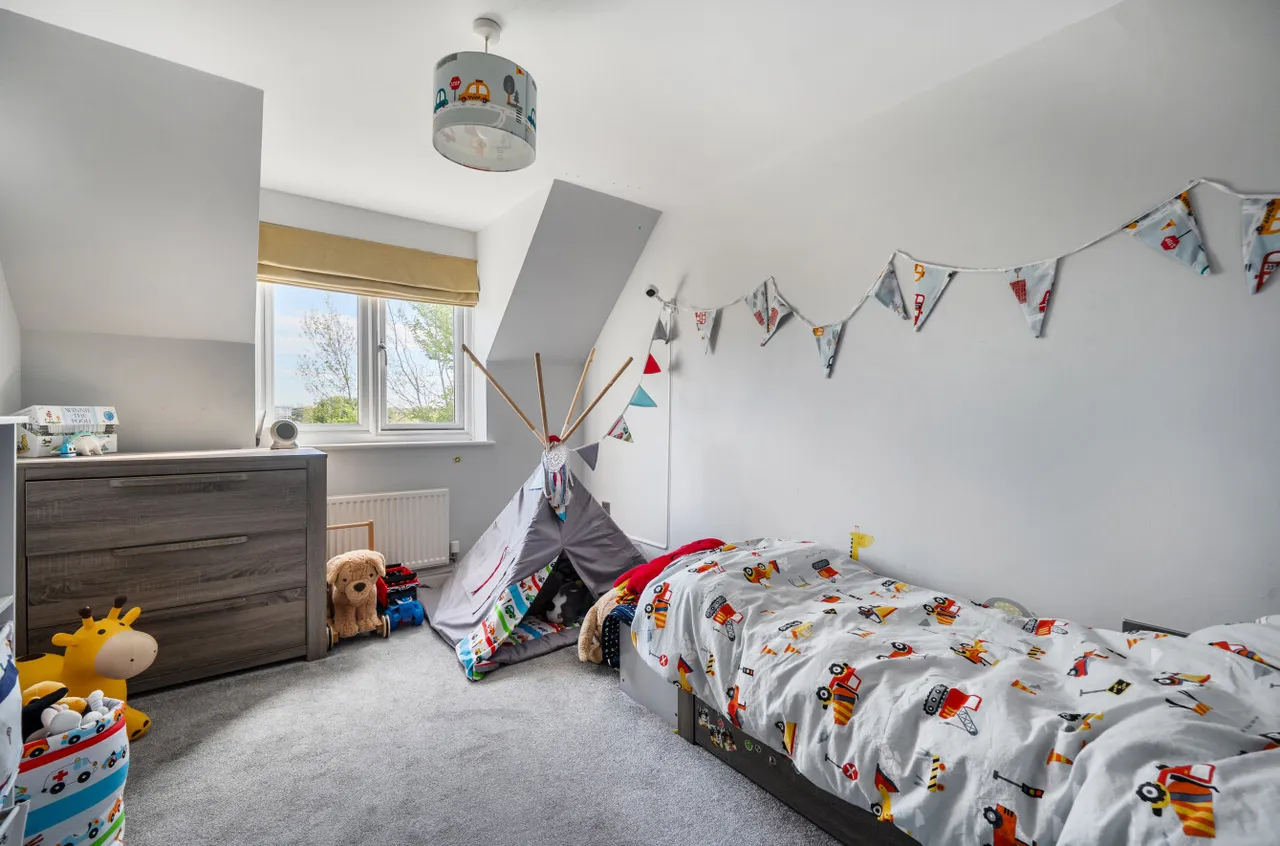 Easthampstead Road, Wokingham, Berkshire, RG40 2EE, photo 18