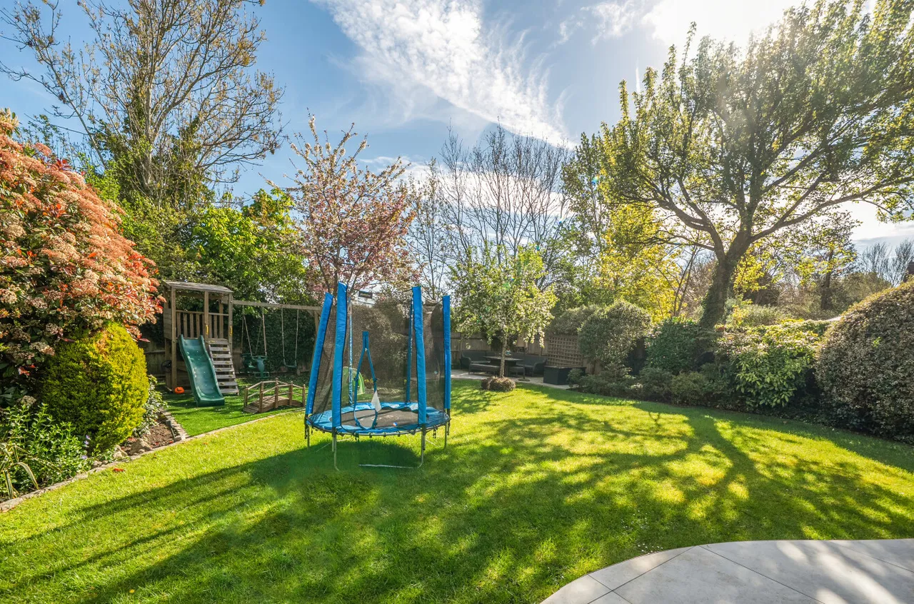 Easthampstead Road, Wokingham, Berkshire, RG40 2EE, photo 22