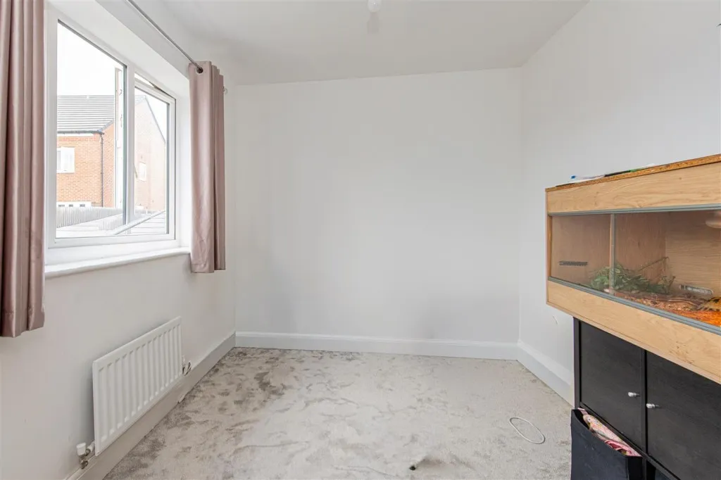 Prunus Drive, Wellingborough, photo 11