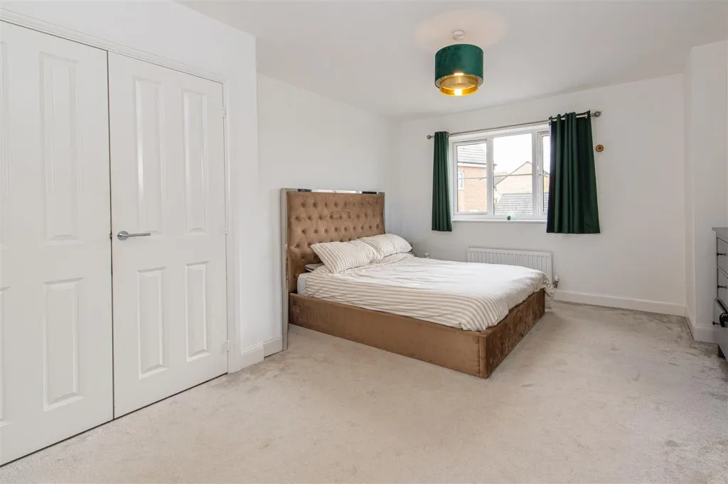 Prunus Drive, Wellingborough, photo 9