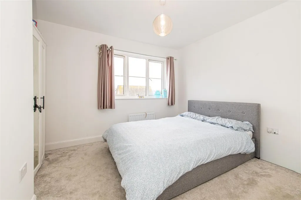 Prunus Drive, Wellingborough, photo 14