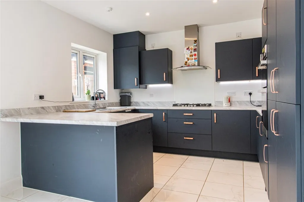 Prunus Drive, Wellingborough, photo 6
