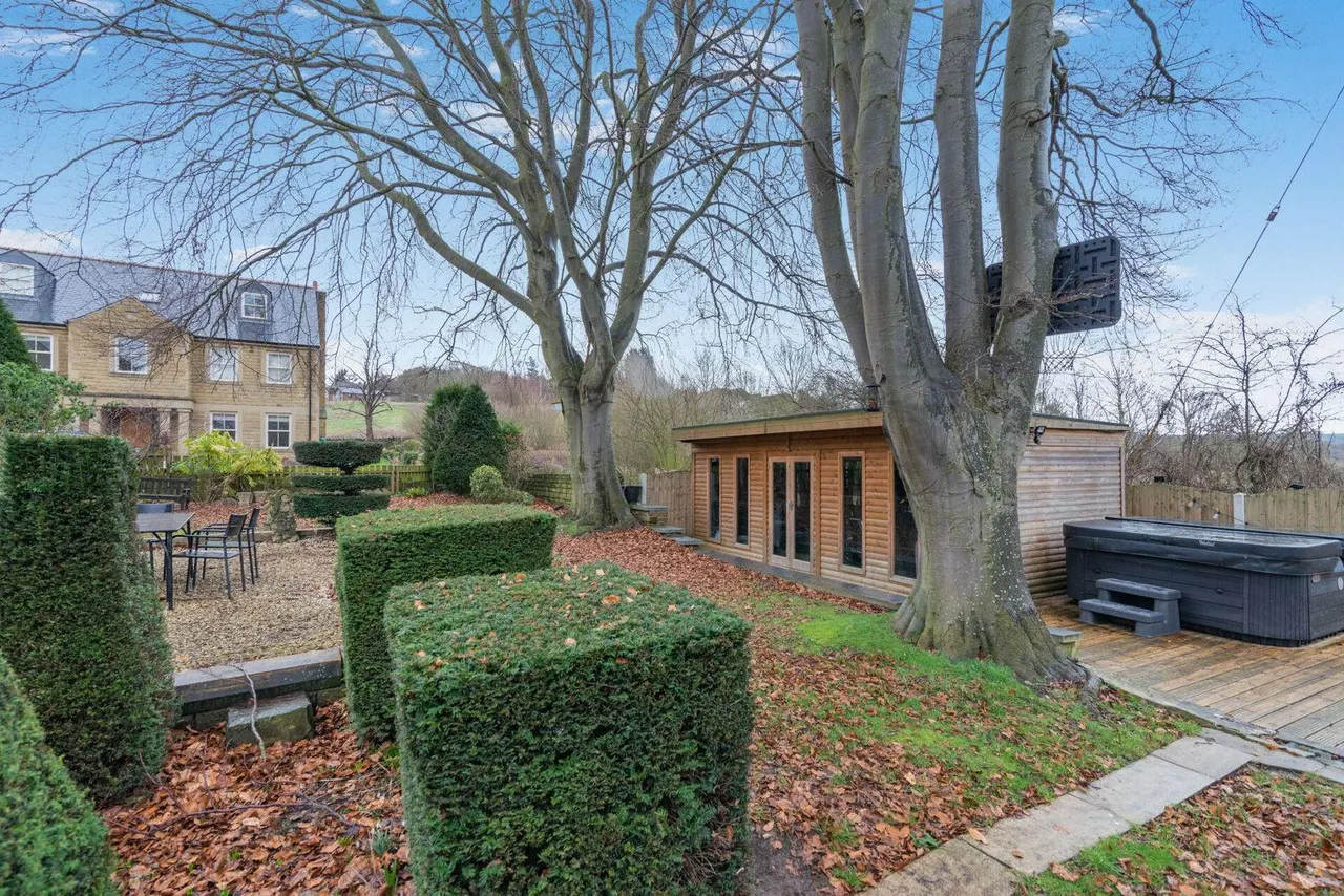 Knowle Road, Kirkheaton, HD5, photo 44