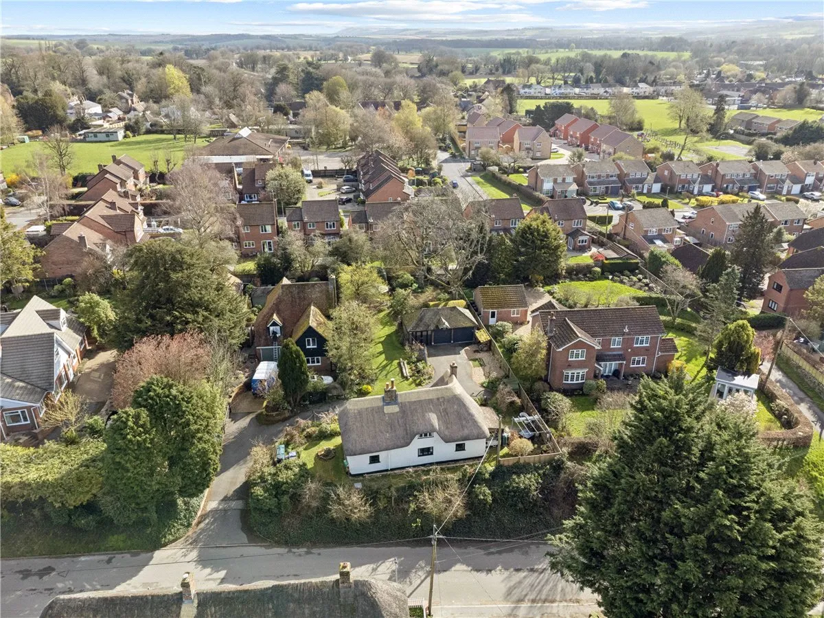 High Street, Burbage, SN8, photo 5